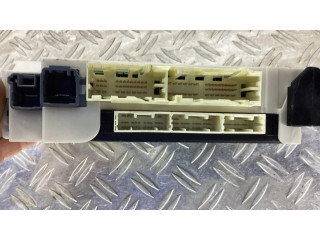 Блок предохранителей 8922124080, 2380005451 Lexus RC