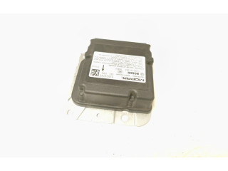 Блок подушек безопасности 52029749 Fiat 500X