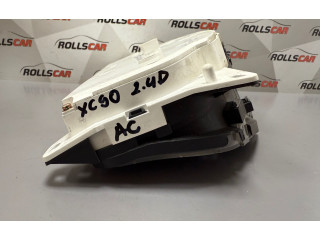 Панель приборов 8691648, 1052021 Volvo XC90