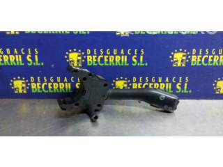 Ручка стеклоочистителей    Volkswagen Passat Alltrack