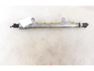 Топливная рампа 03L906054A, 03L089H Volkswagen Golf VI для двигателя CAYC