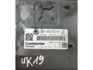 Блок управления двигателем Блок управления 03F906070HP Skoda Fabia Mk3 (NJ)