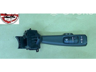 Ручка стеклоочистителей 8691993   Volvo V50