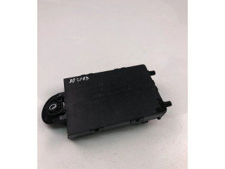 Блок предохранителей 32142591 Volvo XC90