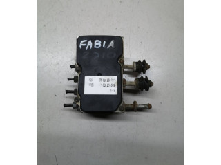 Блок АБС 6R0907379S, 6R0907379AB Skoda Fabia Mk2 (5J) 2007 - 2014 года