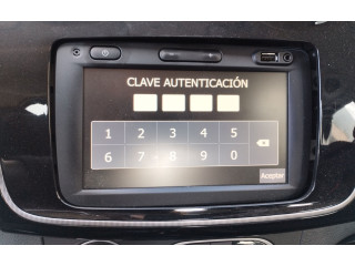 Дисплей Dacia Sandero