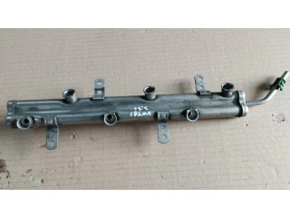 Топливная рампа Chrysler Voyager 3.3