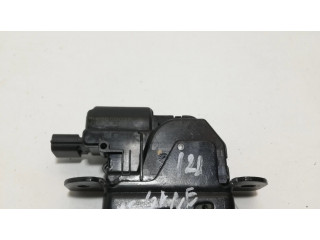 Замок задней крышки