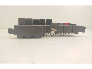 Блок предохранителей 8637841, 518717004   Volvo S80    