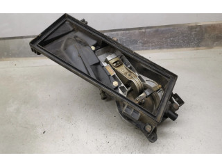 Топливная рампа 0438121070, 026133353D Audi 80 90 B3