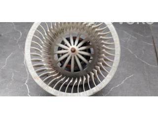 Вентилятор печки       Skoda Fabia Mk2 (5J)