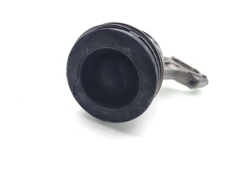 Píst K9K836 Renault Megane III K9K836