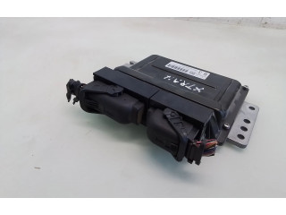 Řídící jednotka Nissan X-Trail T30 2005