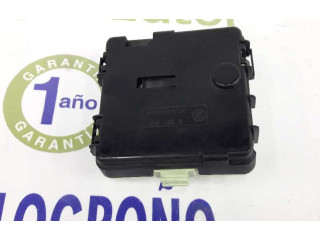 Блок предохранителей 61136928945, 6928945   BMW X3 E83    