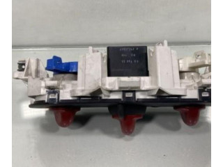 Блок управления климат-контролем    Renault Twingo II