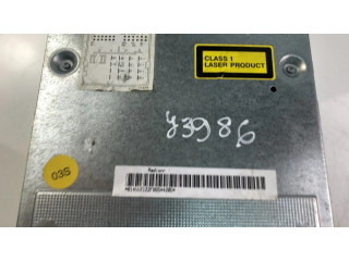 Радио/ проигрыватель CD/DVD / навигация