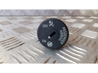 Включатель надувной подушки для пассажира