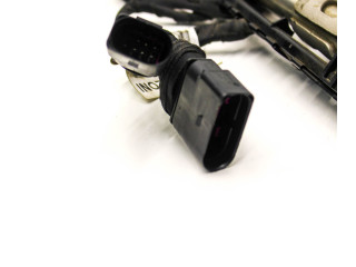 Топливная рампа 4M0857273A, 4M0857974A Audi Q7 4M для двигателя -