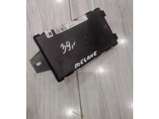 Блок комфорта 8201013757 Dacia Sandero