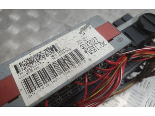 Блок предохранителей 9033027   Volvo S80