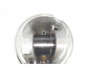 Píst 0841Y BMW 5 F10 F11 pro naftový motor 5.0