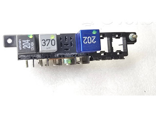 Блок предохранителей 8L0941822A, 8A0951253 Audi A6 S6 C5 4B