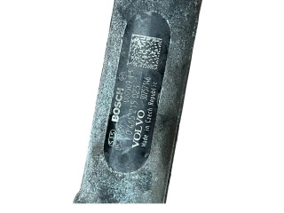 Топливная рампа 0445215023   Volvo XC90  