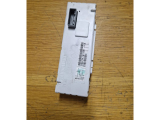 Дисплей    280341078R   Renault Trafic II (X83)