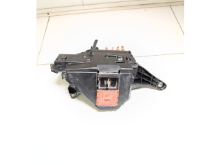 Pojistková skříňka A2135403539 Mercedes-Benz EQC 2020