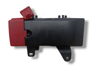 Блок предохранителей GX7314A076AA, P00147268A Jaguar XE