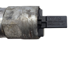 Топливная рампа 03L130089AA, 03L130089AA   Audi A1  