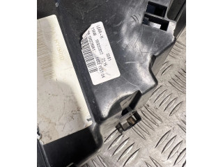 Блок предохранителей  31398000   Volvo XC90    