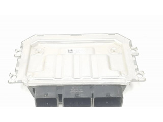 Блок управления двигателя 237102611S, 237105698R Dacia Duster
