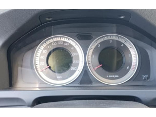 Панель приборов Volvo S60