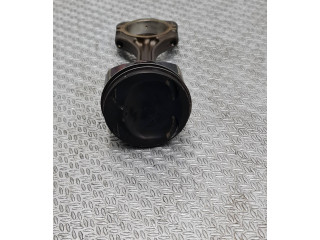  Поршень с шатуном    Audi A3 S3 8P  