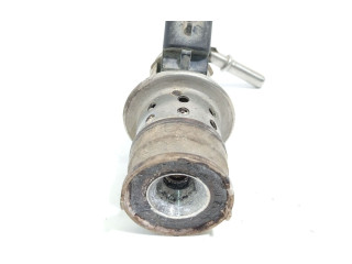 Vstřikovač 9802763880, h338b0226 Citroen Berlingo BHY (DV6FD)