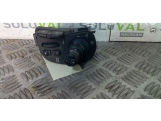 Ручка стеклоочистителей 8201590631 Renault Clio III