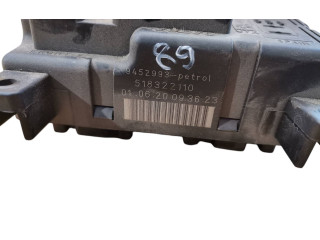 Блок предохранителей 9452993, 518322110 Volvo S60