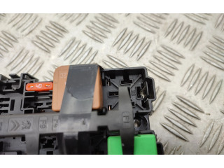   Pojistková skříňka    Citroen Berlingo 2020