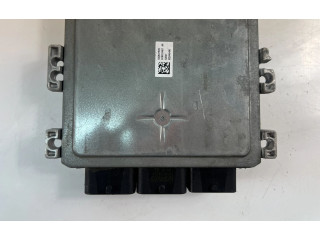 Блок управления двигателем Блок управления 31355669, S180134102B   Volvo V70