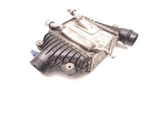 Интеркулер GX73-6K775-AB Jaguar XE