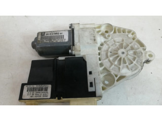 Передний двигатель механизма для подъема окон