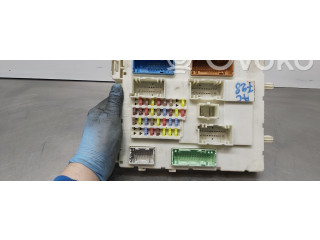 Pojistková skříňka Řídící jednotka BSM DV6T14A073EM Ford C-MAX II 2014