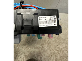 Pojistková skříňka 31384034, 15536588 Volvo XC60 2019