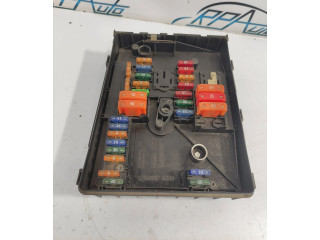   Pojistková skříňka 01718130, 1E060807   Volkswagen Caddy 2014