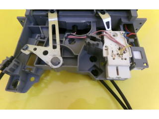 Блок управления климат-контролем    Mazda 323 F