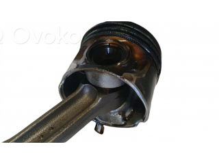 Píst BMW 5 E60 E61 pro naftový motor 3.0