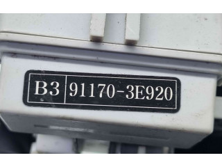 Блок предохранителей 911703E920, 91170   KIA Sorento    