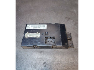 Блок комфорта P8200584665P   Renault Trafic II (X83)   