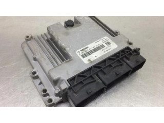 Блок управления двигателя 0281032215 Dacia Dokker
